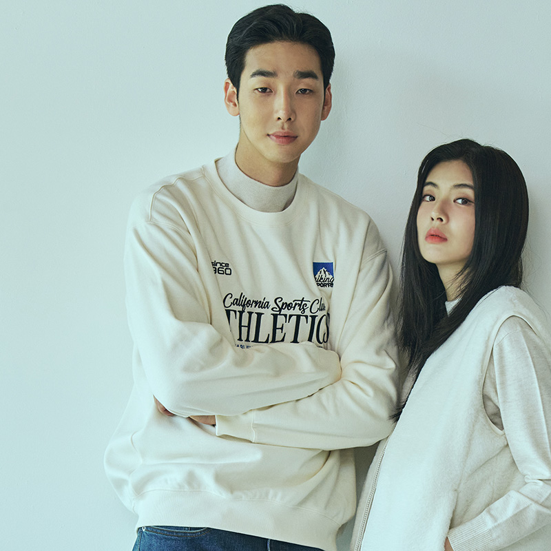 [무제한] 남성 레플리카 그래픽 기모 맨투맨_아이보리, 캐주얼브랜드 행텐/행텐틴즈